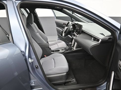 Used 2025 Toyota Corolla Cross AWD Hybrid image 30