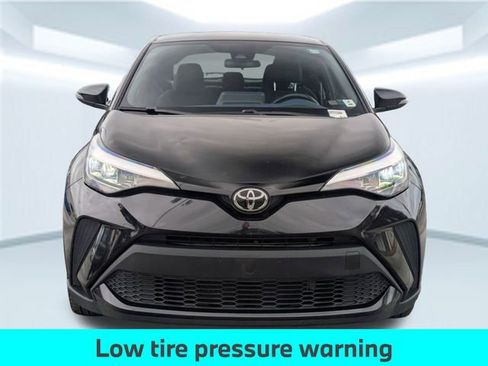 Used 2021 Toyota C-HR XLE image 11