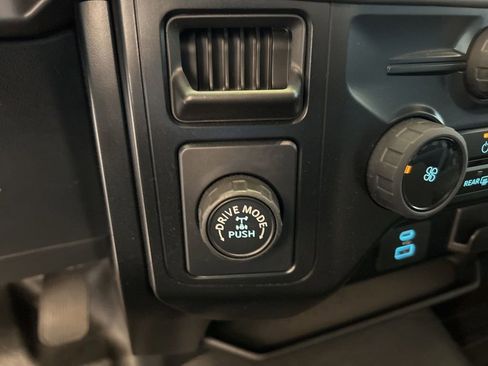 Used 2024 Ford F150 XL image 35