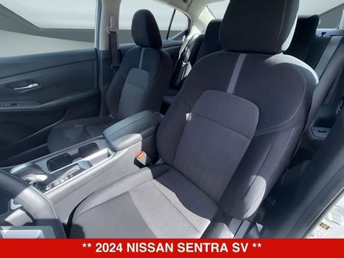 Used 2024 Nissan Sentra SV FWD image 11