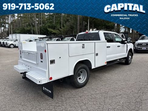 New 2026 Ford F350 XL w/ XL Chrome Package image 8