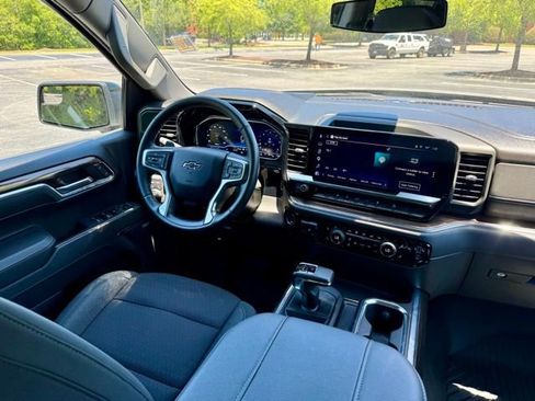 Used 2024 Chevrolet Silverado 1500 RST w/ Convenience Package II AWD/4WD image 19