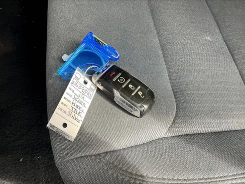 Used 2019 RAM 1500 Big Horn image 11