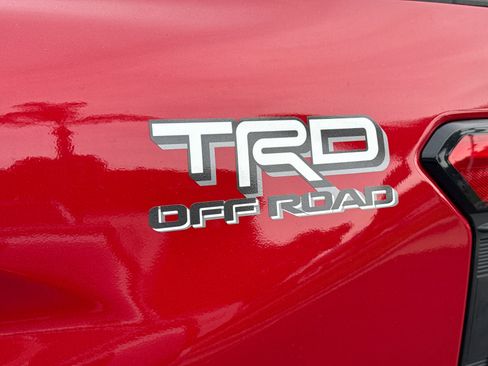 New 2025 Toyota Tacoma TRD Off-Road image 10