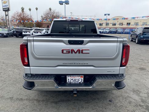 Used 2022 GMC Sierra 1500 SLT w/ SLT Premium Plus Package AWD/4WD image 9
