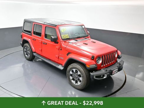 Used 2018 Jeep Wrangler Unlimited Sahara w/ Dual Top Group image 45