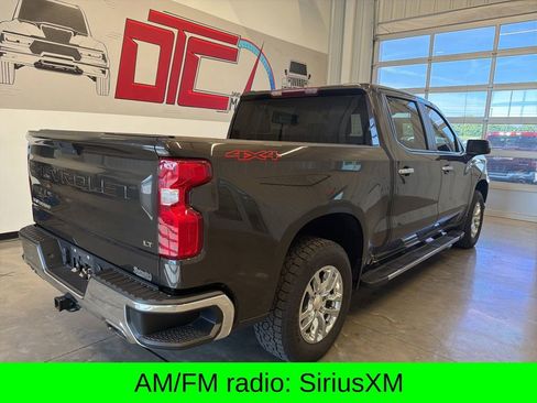 Used 2021 Chevrolet Silverado 1500 LT w/ Z71 Off-Road Package AWD/4WD image 3