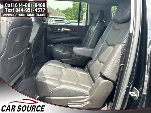 Used 2020 Cadillac Escalade ESV Luxury w/ Escalade Sport Edition AWD/4WD image 14