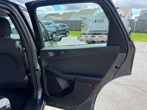 Used 2023 Ford Escape AWD image 40
