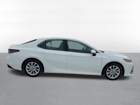 Used 2024 Toyota Camry LE image 4