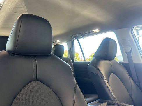 Used 2025 Toyota Grand Highlander FWD image 20