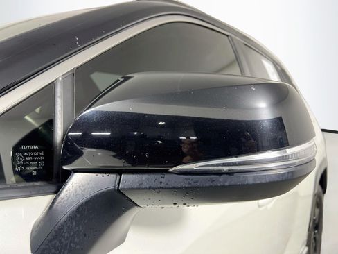 Used 2020 Toyota RAV4 XSE w/ XSE Grade Weather Package AWD/4WD image 13