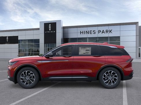 New 2026 Lincoln Nautilus Premier w/ Equipment Group 102A AWD/4WD image 3