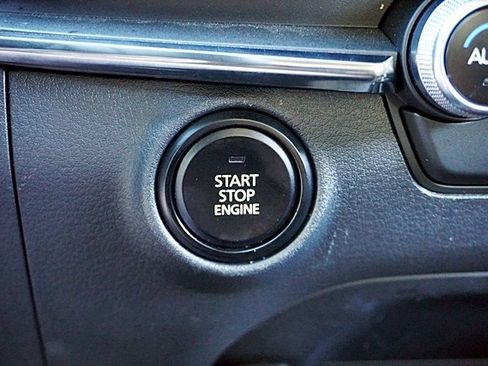 Used 2025 MAZDA MAZDA3 s image 29