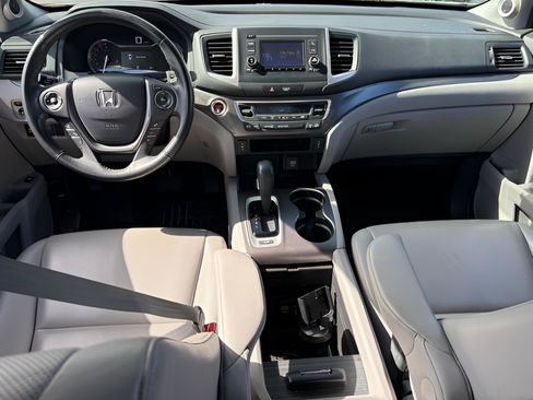 Certified 2018 Honda Ridgeline RTL image 12