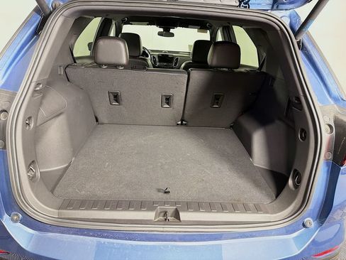 Used 2024 Chevrolet Equinox RS AWD/4WD image 25