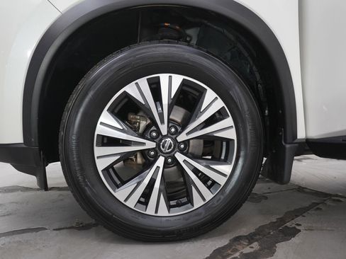 Used 2021 Nissan Rogue SV AWD/4WD image 30