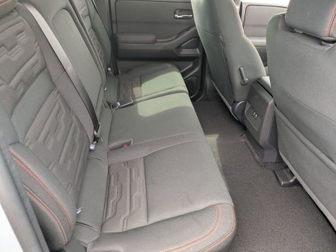 Used 2024 Nissan Frontier PRO-4X w/ Technology Package image 22