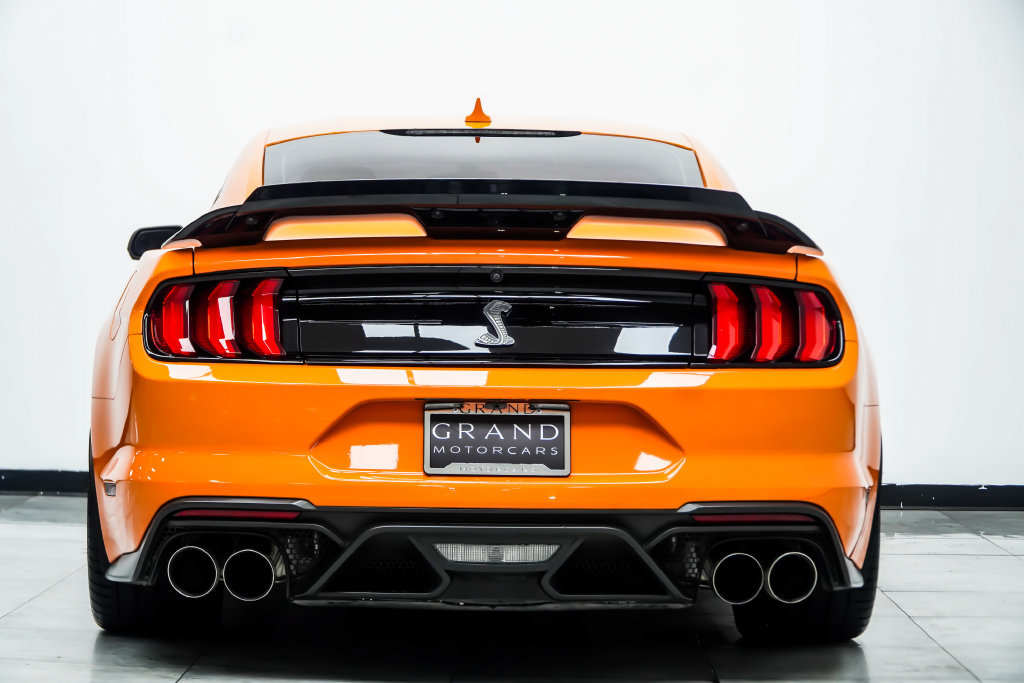 Used 2021 Ford Mustang Shelby GT500 w/ Technology Package RWD image 20