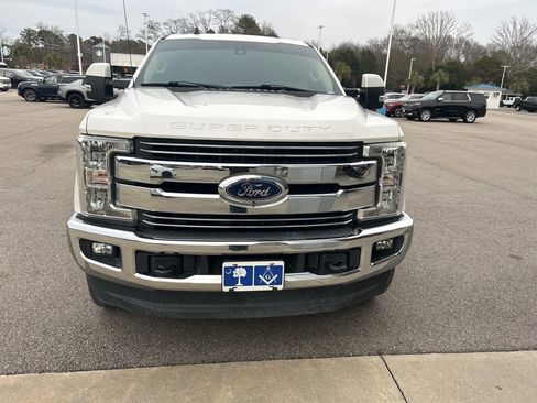 Used 2019 Ford F250 Lariat w/ Lariat Ultimate Package image 2