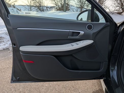 Used 2023 Hyundai Sonata SEL w/ Convenience Package image 32