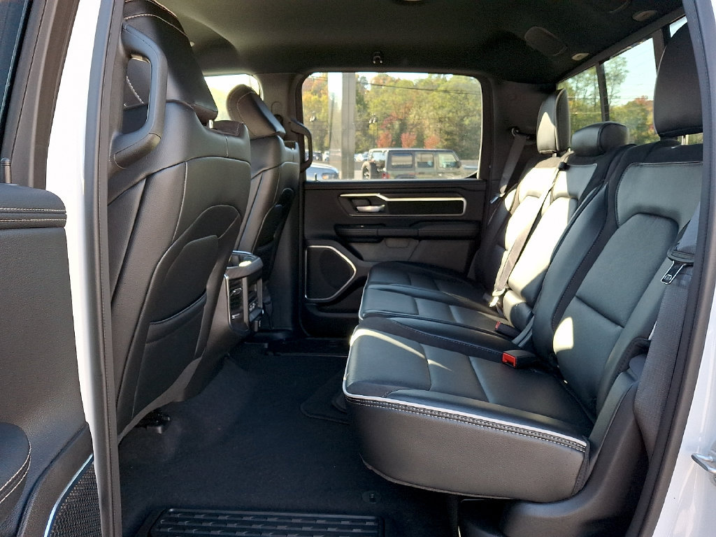 Used 2026 RAM 1500 Laramie AWD/4WD image 10
