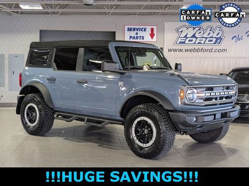Used 2023 Ford Bronco Big Bend w/ Sasquatch Package image 2