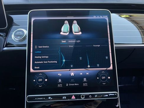 Used 2021 Mercedes-Benz S 580 4MATIC Sedan image 32