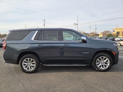 Used 2021 Chevrolet Tahoe Premier w/ Premium Package image 5
