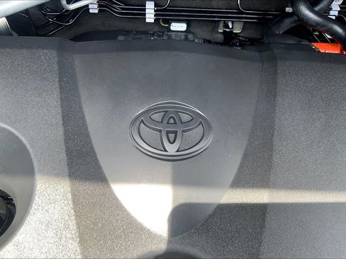 Used 2025 Toyota RAV4 Limited w/ Advanced Technology Package AWD/4WD image 32