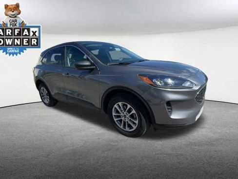 Used 2022 Ford Escape SE w/ Convenience Package AWD/4WD image 2