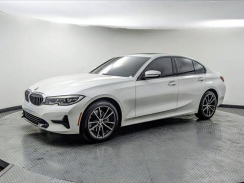 Used 2022 BMW 330i Sedan image 2