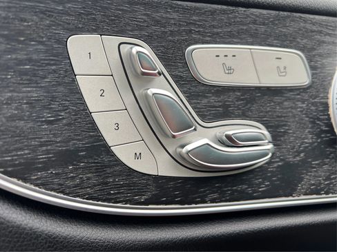 Used 2018 Mercedes-Benz E 400 4MATIC Coupe w/ Premium 1 Package image 17