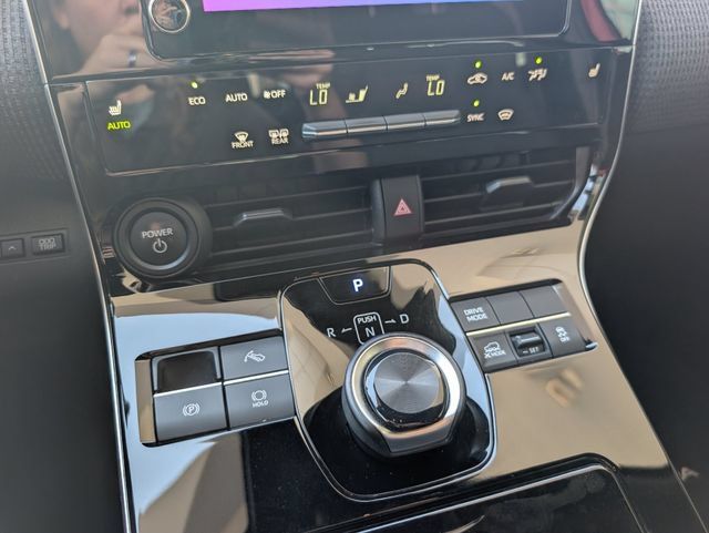 Certified 2024 Subaru Solterra AWD/4WD image 17