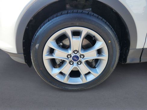 Used 2015 Ford Escape Titanium AWD/4WD image 9
