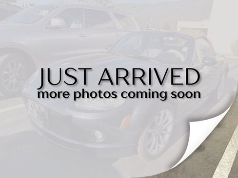 Used 2006 MAZDA MX-5 Miata Grand Touring RWD image 2
