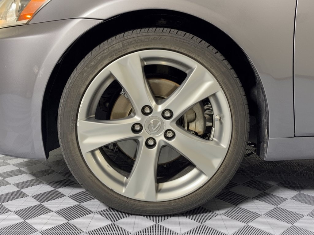 Used 2012 Lexus IS 250 w/ Premium Pkg Value Edition RWD image 13
