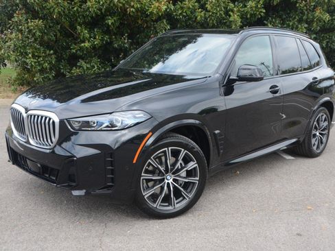 Used 2026 BMW X5 xDrive40i w/ M Sport Package AWD/4WD image 5