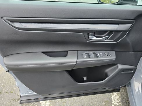 Certified 2025 Honda CR-V LX image 16