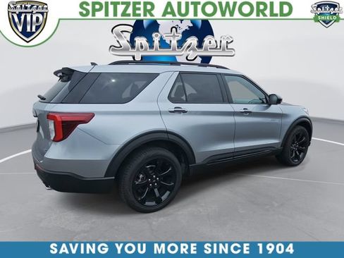 Used 2024 Ford Explorer ST-Line w/ Class IV Trailer Tow Package AWD/4WD image 1