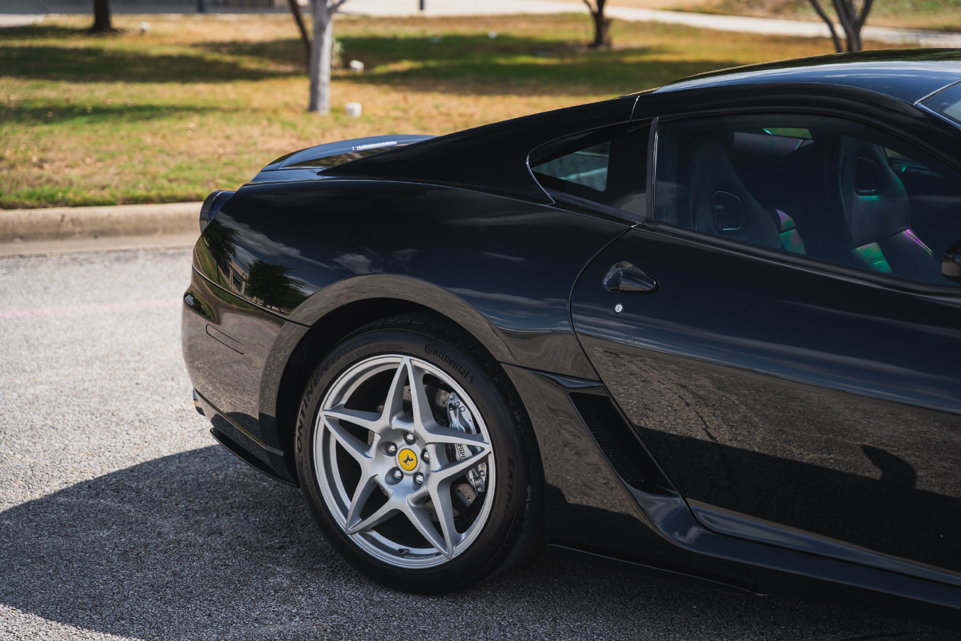 Used 2007 Ferrari 599 GTB Fiorano RWD image 32