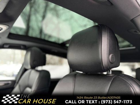 Used 2018 Porsche Macan S image 17