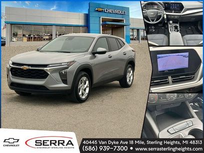 Used 2024 Chevrolet Trax LS w/ LS Convenience Package