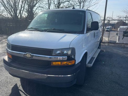 Used 2019 Chevrolet Express 2500 Van 3D w/ Driver Convenience Package image 1