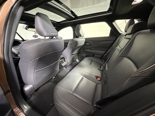 Certified 2025 Toyota Crown Signia w/ Advanced Technology Package AWD/4WD image 11