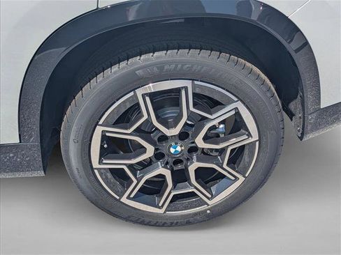 New 2026 BMW X1 xDrive28i AWD/4WD image 9