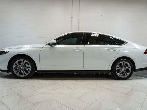 Used 2024 Honda Accord EX image 30