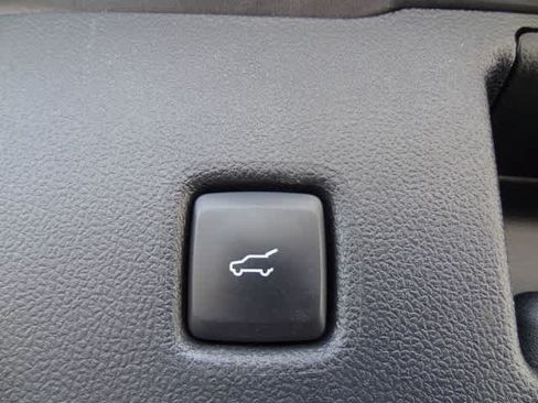 Certified 2024 Ford Escape ST-Line AWD/4WD image 10