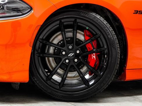 Used 2023 Dodge Charger Scat Pack w/ Daytona Edition Group image 3