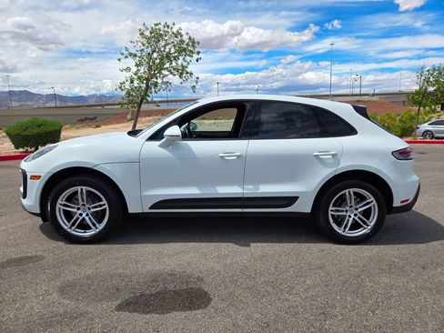 Used 2024 Porsche Macan AWD/4WD image 4